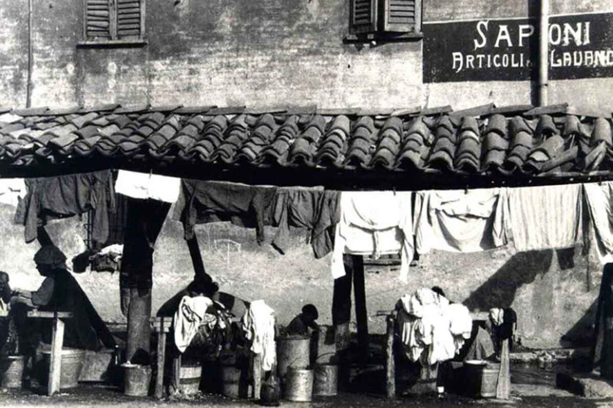 Vicolo dei Lavandai w Mediolanie, urokliwa uliczka z historią.