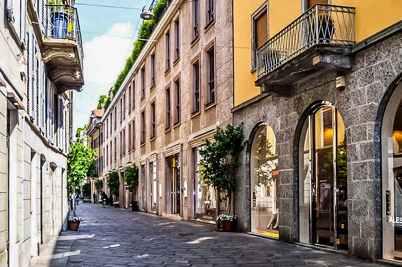 Quadrilatero della Moda, Milan - The ultimate luxury fashion district, home to celebrity designer stores and high-end boutiques. Discover the pinnacle of style and sophistication.