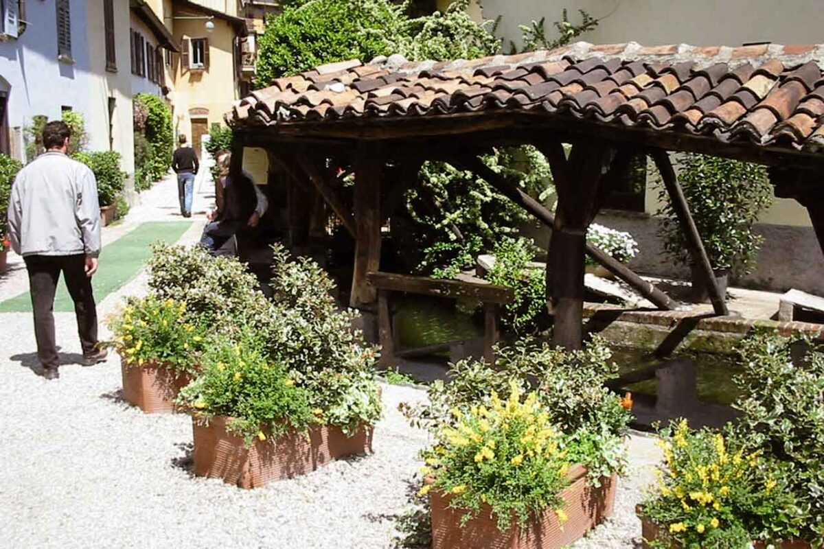 Vicolo dei Lavandai in Milan, a picturesque street with a historic place where washerwomen washed clothes on the Navigli Canal
