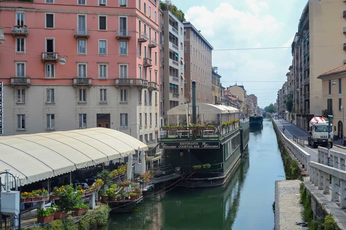 Naviglio Pavese w Mediolanie