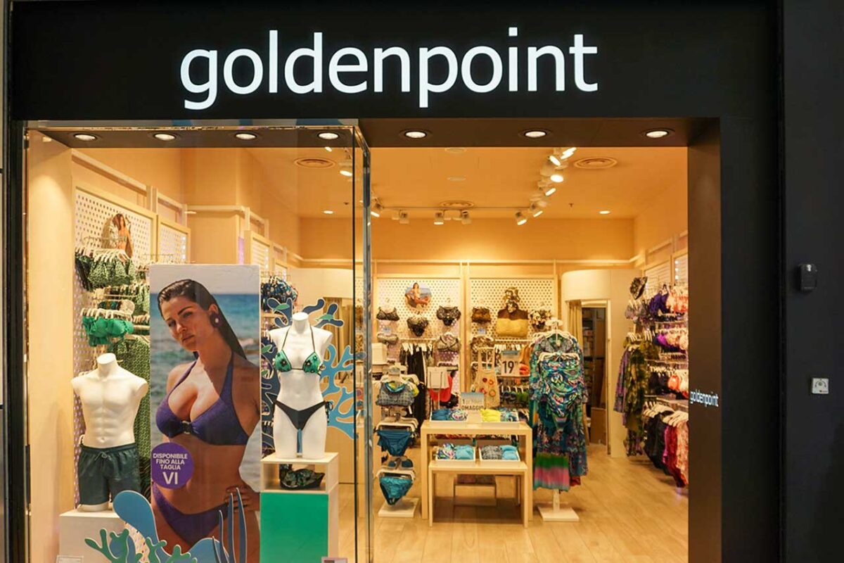 Outlety w Mediolanie i okolicach - Widok wejścia do GOLDENPOINT